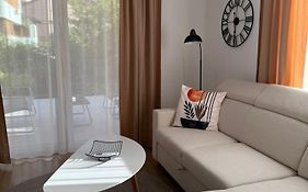 Apartment 528